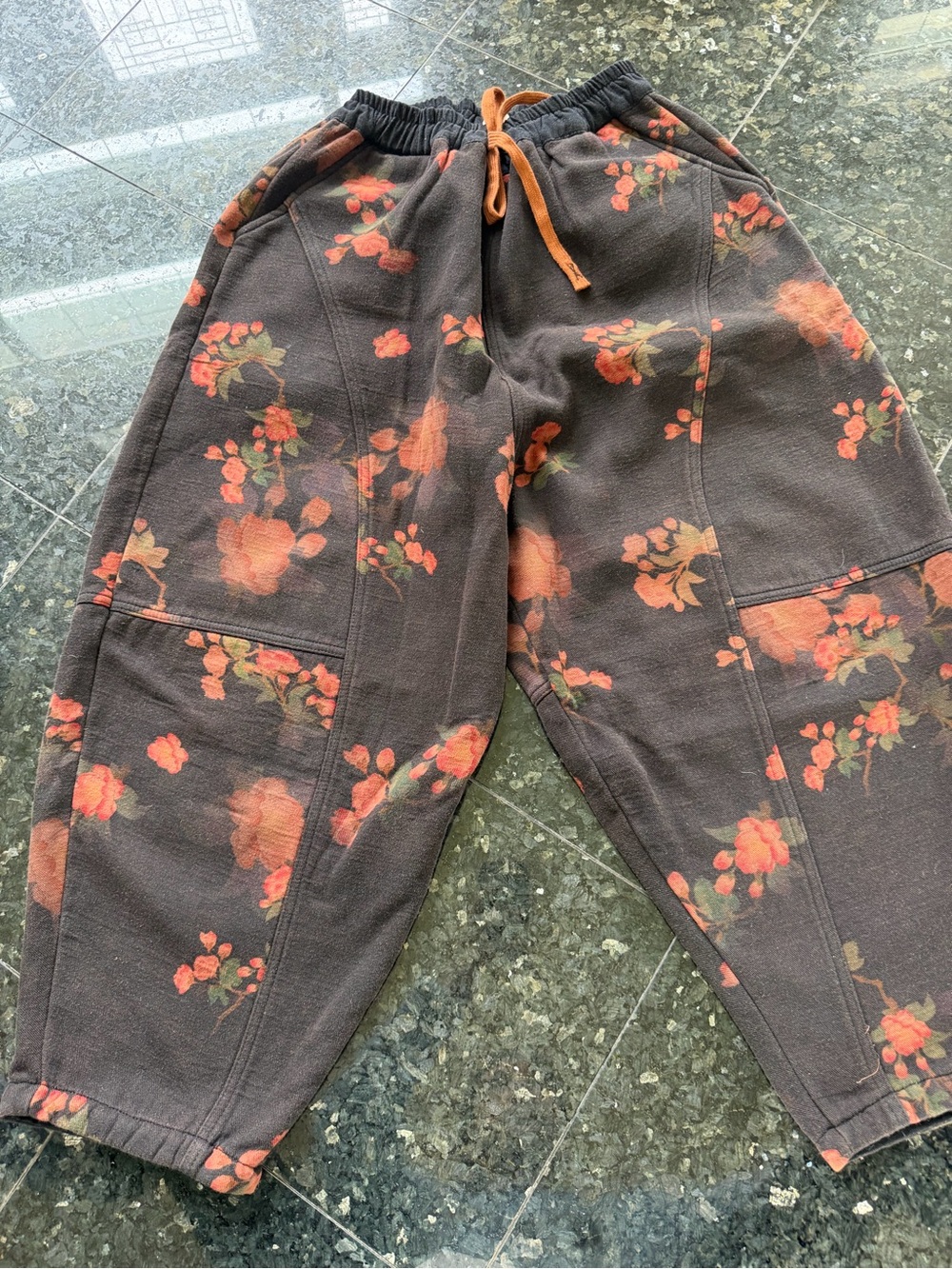 Floral Print Drawstring Sweatpants - Charcoal with Orange Flowers - Picture 2 of 9